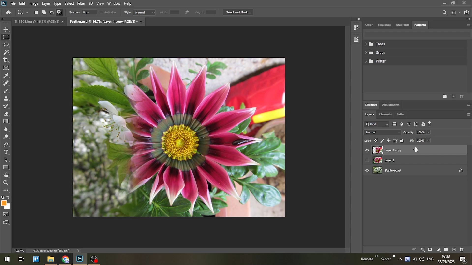 làm viền ảnh mờ dần bằng Adobe photoshop 3.png